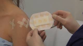 How to Apply Dressing After Shoulder Surgery | Shoulder Arthroscopy Post-Operative Dressing