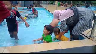 caca berenang