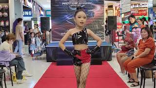 MOTOR SHOW ROBINSON MUKDAHAN