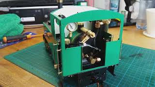 RH George Part 39: Fitting nameplates & mounting the body to the chassis