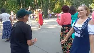 Я сегодня шалая!!!💃🌹Танцы в парке Горького!!!🌴💃Харьков 2021