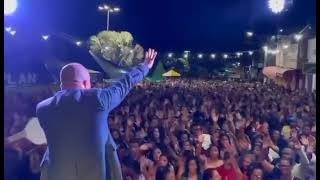 Robson Silva ministrando no clama rio real Bahia