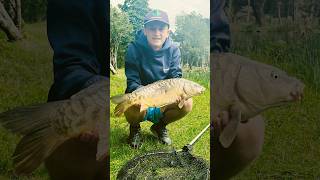 Catching a 9lbs mirror carp!! #carpfishing #fishingvideo #carp #fishing #fishinglife #carpangler