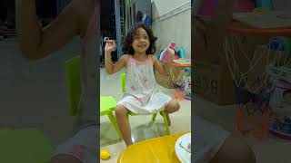 Mischievous girl Pobo likes eating vegetables, meat, and rice | cute facial expressions