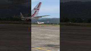 Boeing 737 Lion Air Takeoff From BTJ Airport Aceh #shorts