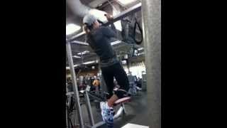 Nicole Wilkins performs Close Grip Pullups.flv