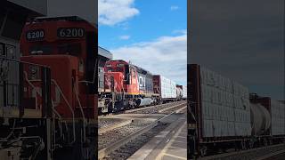 Re-painted IC SD40 6200 on CN M397 passing Georgetown - Oct 9, 2024 #canadiannational #cntrain