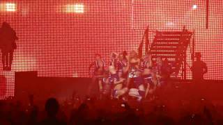 Paris - David Guetta : F*** ME I'M FAMOUS - Debut du Concert (partie 2)