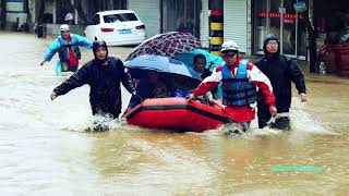 China Continuous Flooding Within 24 Hours Destroyed Many Bridges, 125,000 Residents Escape