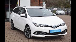 Toyota Auris (1.8L Petrol-Hybrid) VVT-i Design Touring Sports (2016)