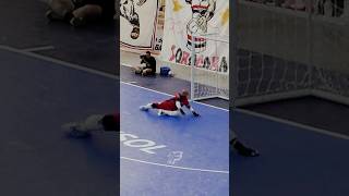 INFELICIDADE DO GOLEIRÃO!!! #futebol #futsalskills #shortsvideo #driblefutsal #esporte #futsalbrasil