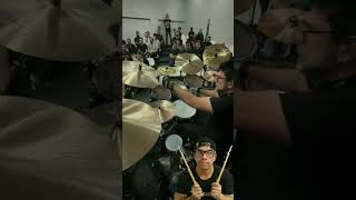 Aquiles Priester e kiko Freitas destruindo na batera... olha isso ! #baterista #aquilespriester