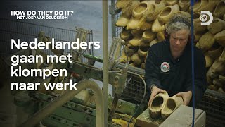 In Nederland worden er per jaar 3 miljoen paar klompen gemaakt. - How Do They Do It?