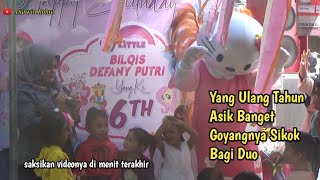 Badut Hello Kitty di acara ulang tahun Bilqis ke 6 tahun seru goyang sikok bagi duo