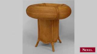 Antique Italian 1950s round rattan pedestal base café table