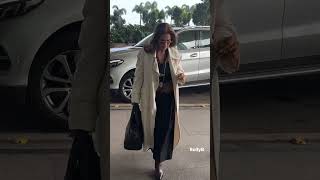 Dimple Kapadia was seen at the airport Departure    #DimpleKapadia #spotted #shortsvideos #fanpage #