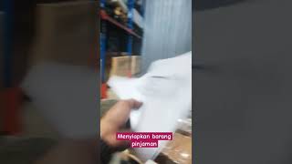 menyiapkan barang pinjaman @kayubie