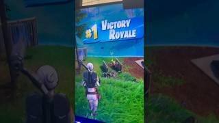 Getting a victory Royale with my friend