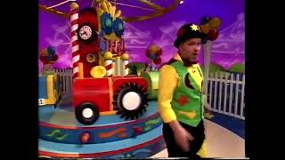 Playdays: The Roundabout Stop - Wiggly Woo (1995)