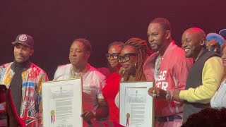 Jadakiss & Cam’ron are awarded at Apollo Theater