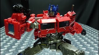 Studio Series 38 Voyager OPTIMUS PRIME: EmGo's Transformers Reviews N' Stuff