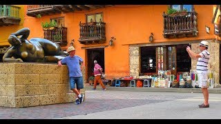 walking in  Cartagena (Colombia)