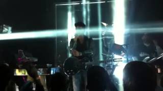 Chromeo - Jealous (I ain't with it) live Chicago 5.5.2014