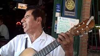 Arturo, 'El Maestro' & Victor 'La Voz' sing 'El Rey' on 5-31-2010 at Andale Puerto Vallarta.AVI