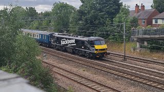 90039 with tones passes Retford with The Aln Valley Venturer | 7th August 2021