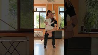 Street Tango Improvisation. Павел Собирай и Анна Шустова. #tangonuevo #dance #neotango #tango