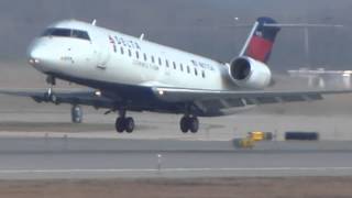 Delta Connection CRJ-200 Takeoff