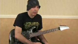 Joe Satriani Lesson 'On the Modes' #1 (synchronized)