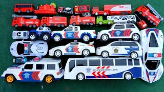 Menemukan Mainan Mobil Mobilan, Excavator,Mobil Polisi,Mobil Pemadam Kebakaran,Jeep