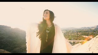 Luciana Zogbi - Dive