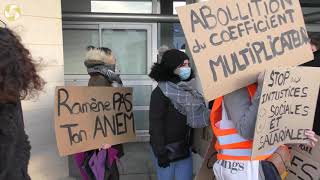 Manifestation devant le siège du groupe VYV³