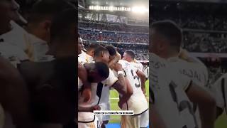 LOCURA CON CELEBRACIÓN DE JUDE BELLINGHAM CON ALABA, TCHOUAMÉNI y RÜDIGUER #shorts #realmadrid