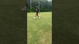 How an NFL receiver warms up for speed and agility