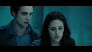 Twilight Bella finds out edward is a vampire with greek subs