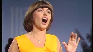 Mireille Mathieu  La Paloma Ade    YouTube