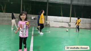 Latihan Futsal Cewe-Cewe