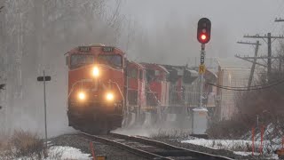 6 Engines/Catch of The Year Already? CN 2281 Leads CN 306 Through St. Hilaire At 50mph!