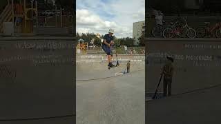 топ 5 типов людей в скейт парке #scoot #belgorod #youtube #самокат #ленино #трюкинасамокате