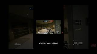 "WHY ARE WE PEAKING" #trending #rainbowsixsiege rainbo#gaming #shorts