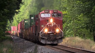 CP 8921 near Creighton (19AUG2022)