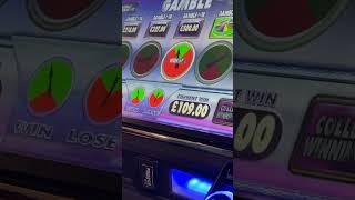 Super star turns slot big jackpot gamble!