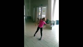 Kamila Valieva ‘“Swan Lake” dance at 8-9 years old