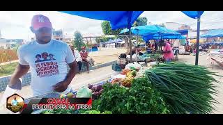 Produtores e comerciantes de Miguel Calmo com uma Produção orgânica na Feira de Lages do Batata.