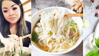 How to make simple authentic Vietnamese Chicken Pho soup (Phở Gà) at home