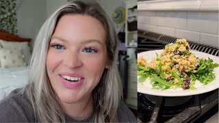 Vlog - Day in my Life- Errands, Trader Joes haul, and Recipes!