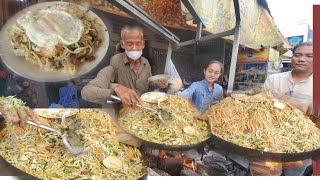 It's amazing the food he sold for 33 years, which he sold from 1990 to the present. Only 1.5$ good